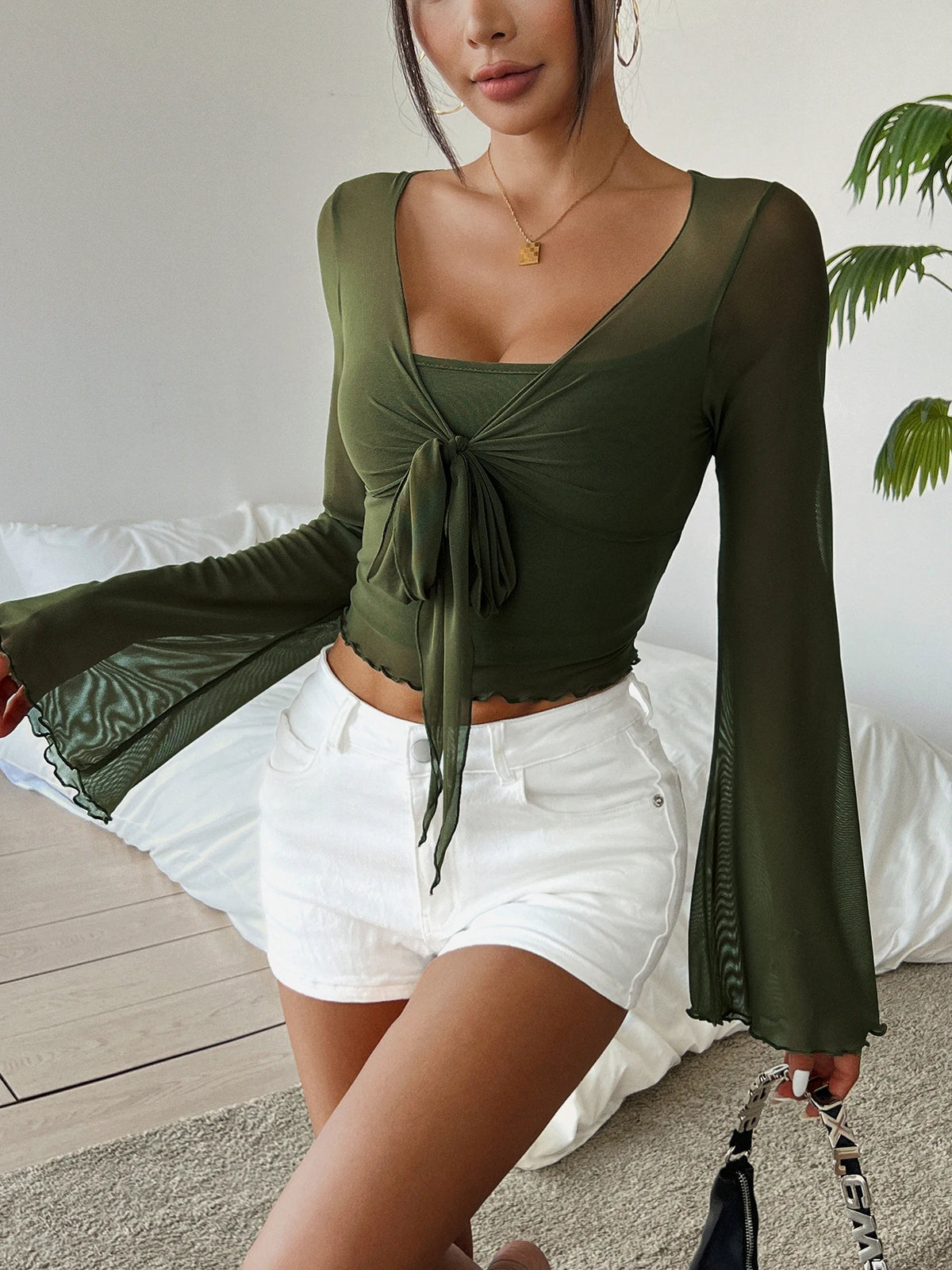 Floral Printed Sweet V-Neck Mesh Top