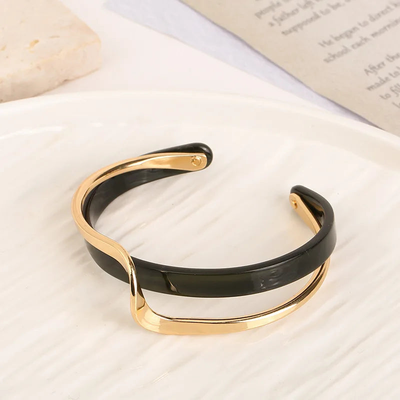 Korean Light Luxury White Shellfis Board Bracelet