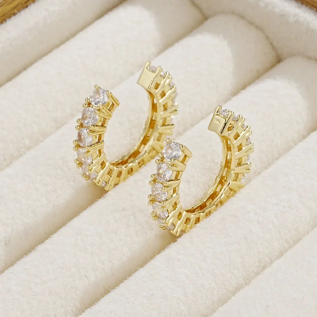 2Pcs Full Rhinestone Zircon Ear Cuff
