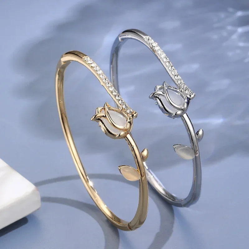 Exquisite Opal Tulip Zircon Bracelet