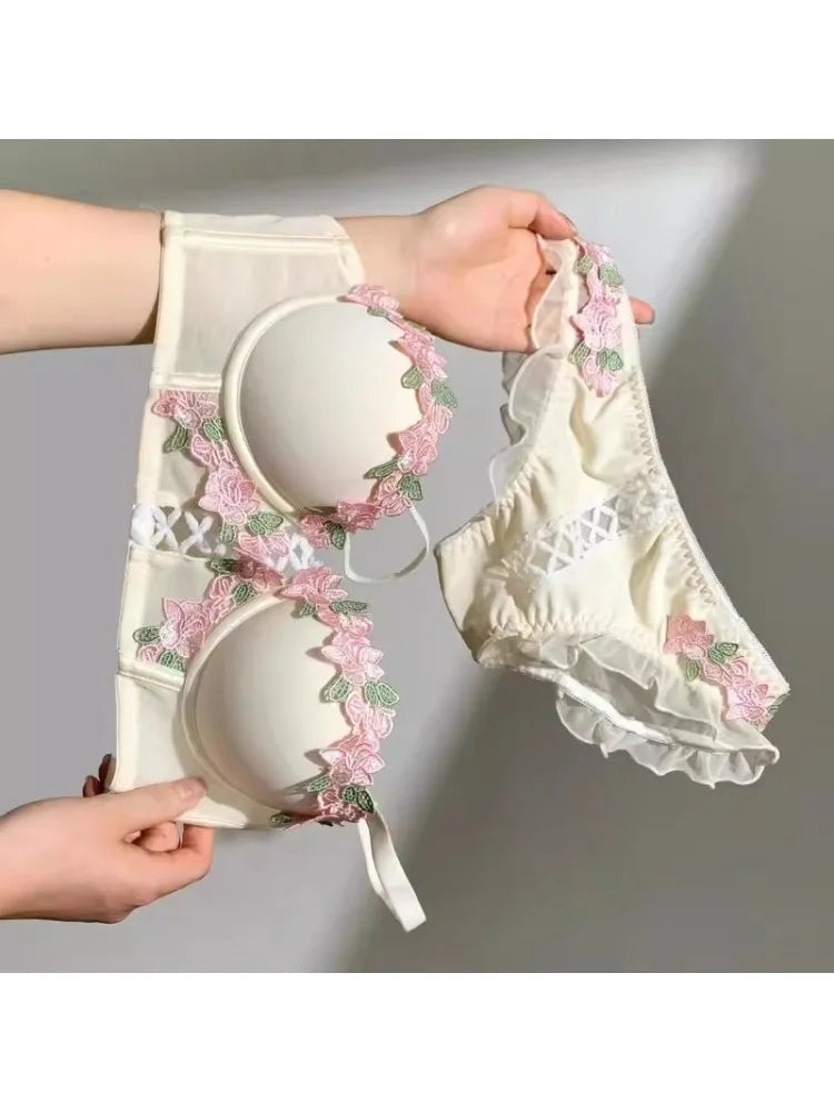 Amelia Vintage Floral Lingerie Set