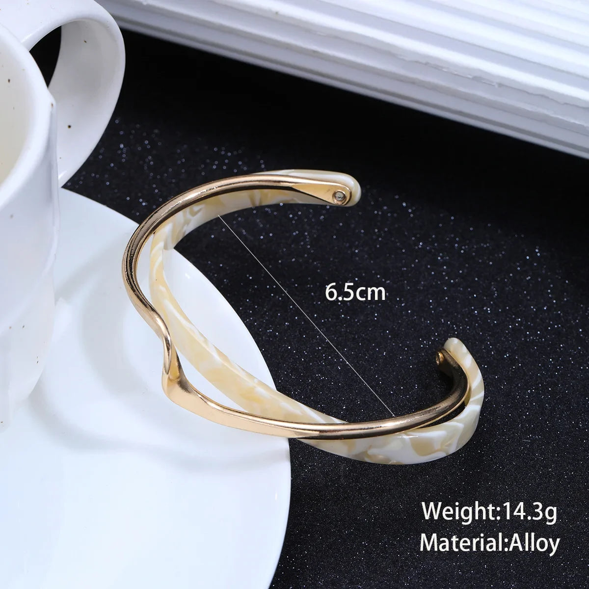 Korean Light Luxury White Shellfis Board Bracelet
