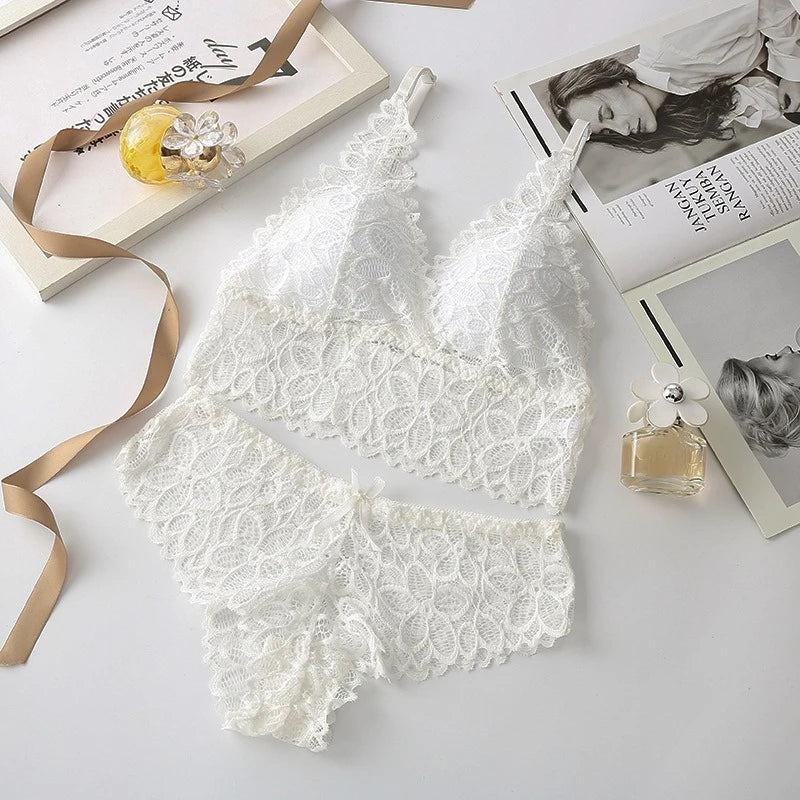 Lisa Lace Embroidery Lingerie