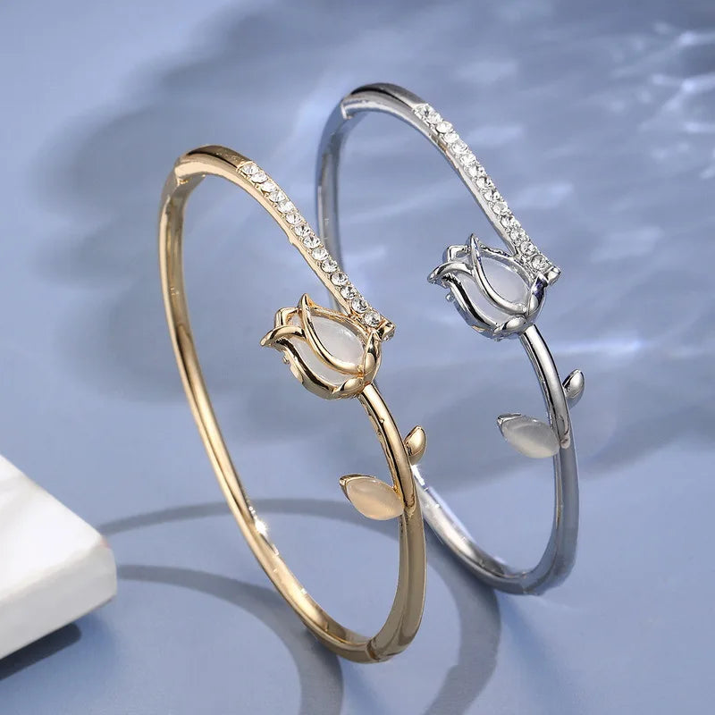 Exquisite Opal Tulip Zircon Bracelet