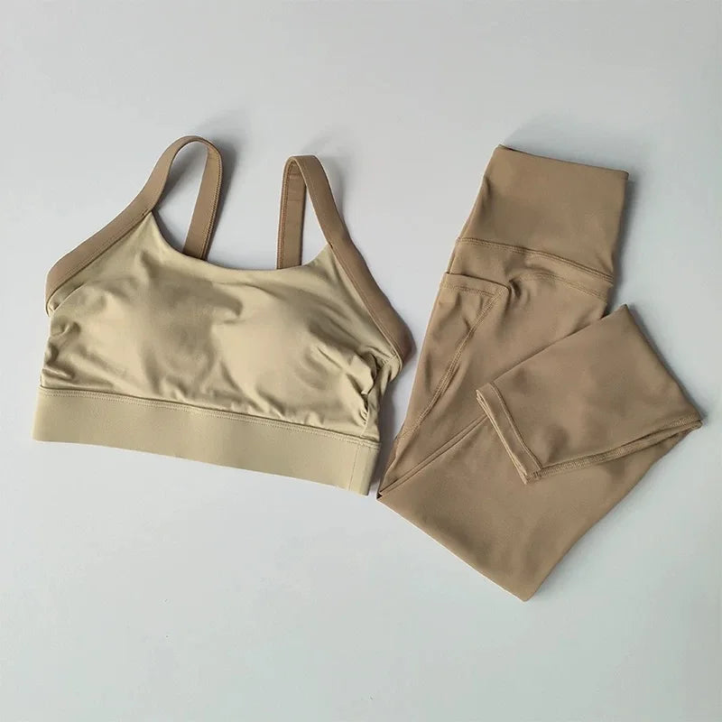Cross Back Integrated Yoga Set