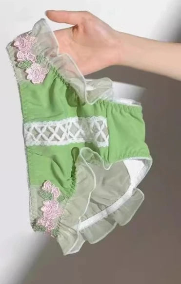 Amelia Vintage Floral Lingerie Set
